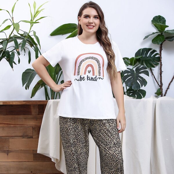 

Plus Cartoon Graphic Tee With Leopard Pants, Multicolor