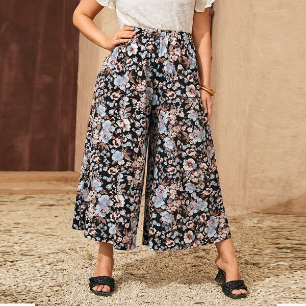 

Plus Allover Floral Wide Leg Pants, Multicolor