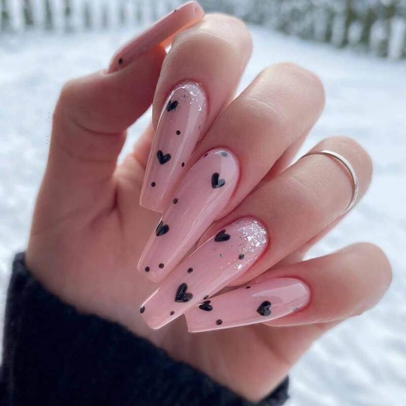 

24pcs Heart Pattern Fake Nail, Pink