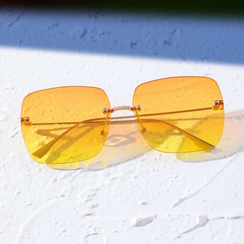 

Rimless Tinted Lens Sunglasses