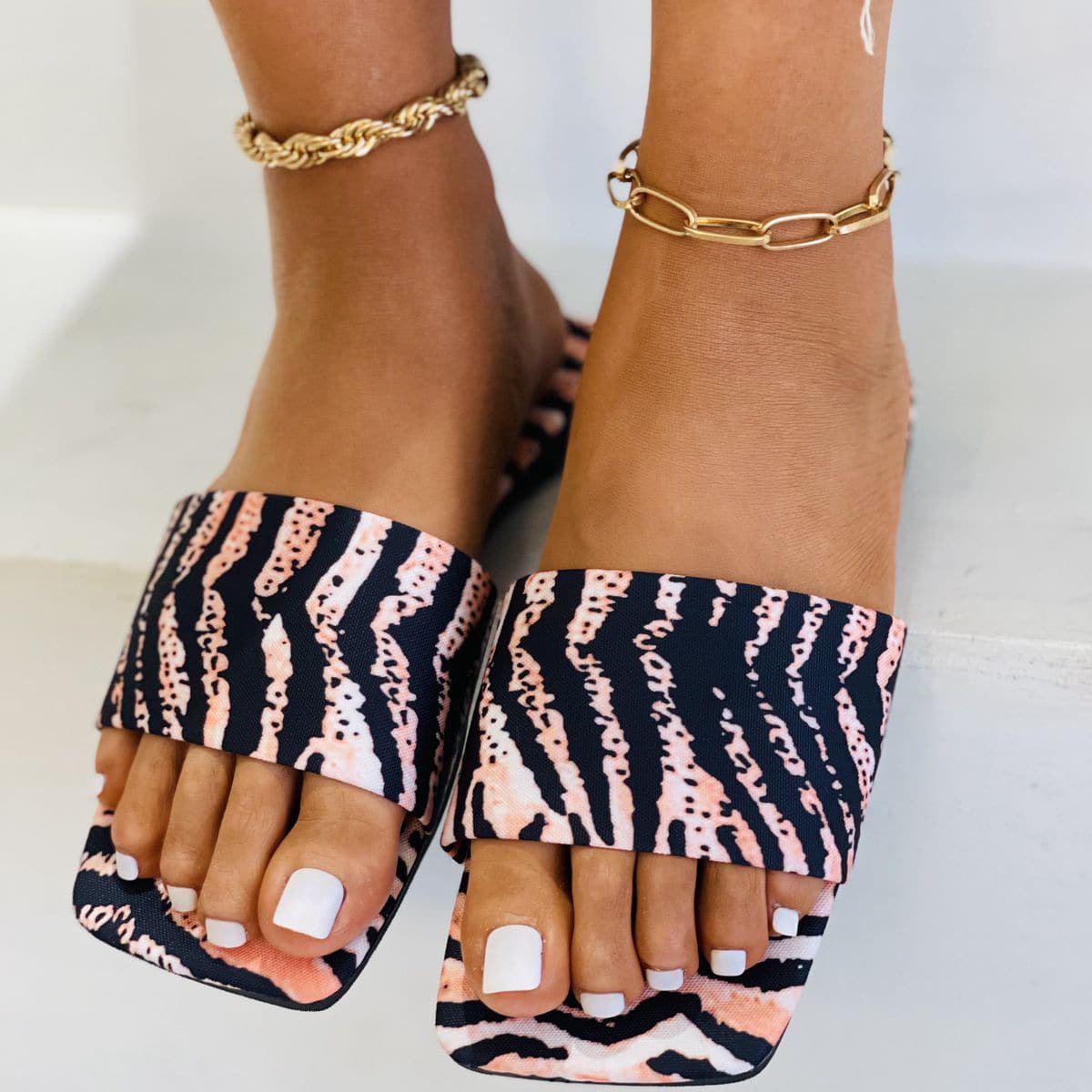 

Open Toe Slide Sandals, Pink