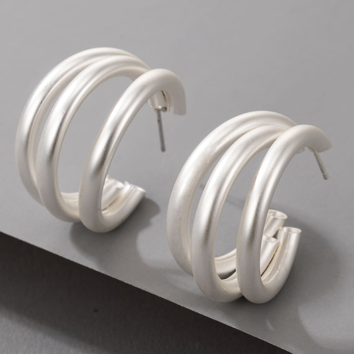 

1pair Minimalist Hoop Earrings, Silver