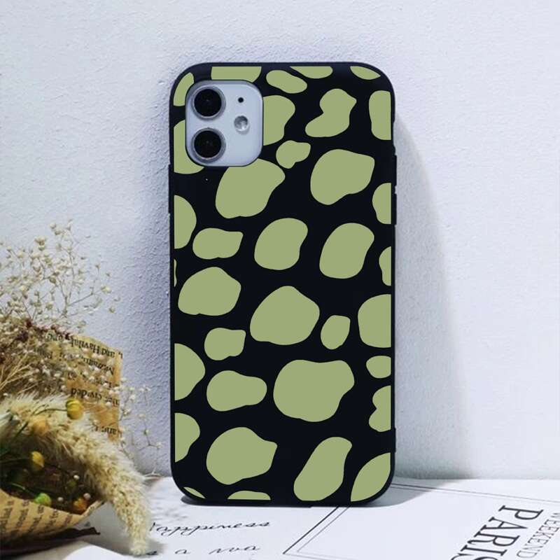 

Graphic Phone Case, Green