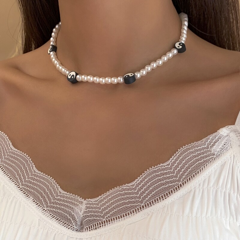 

Yin & Yang Beaded Necklace, White