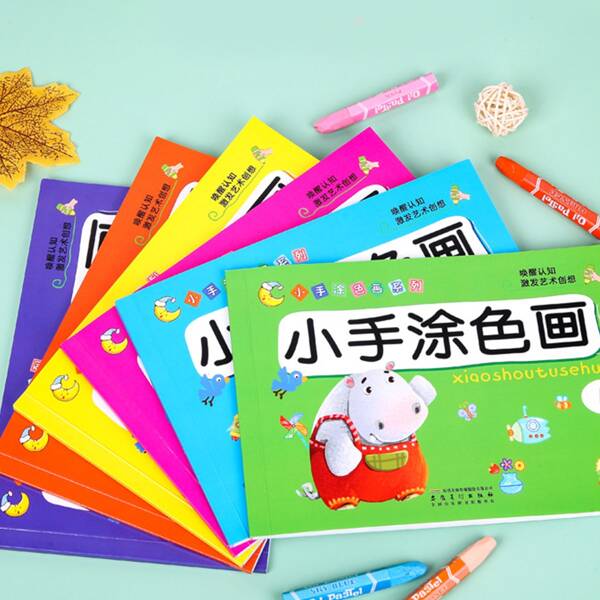 

1pc Cartoon Graphic Random Drawing Book, Multicolor