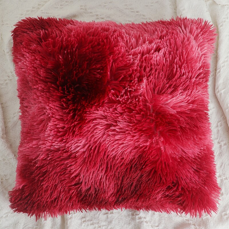

Plain Plush Cushion Cover Without Filler, Red