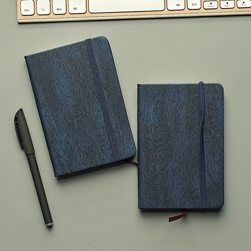 

1pc Notebook With With Elastic Band, Navy blue