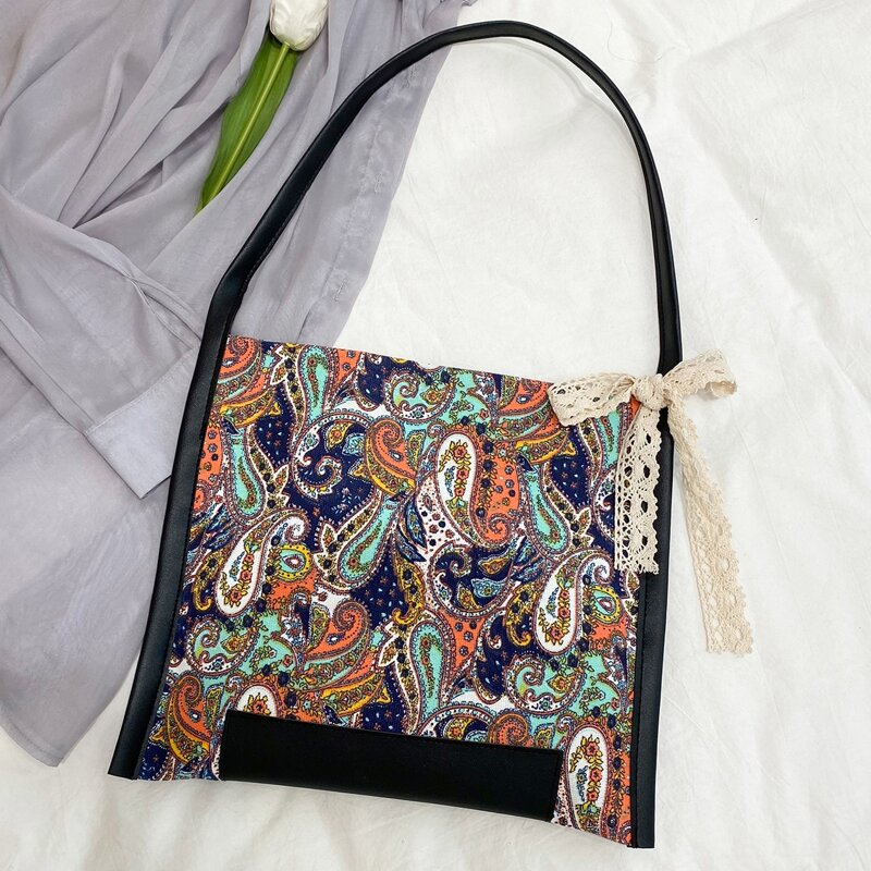 

Paisley Pattern Shoulder Bag, Black