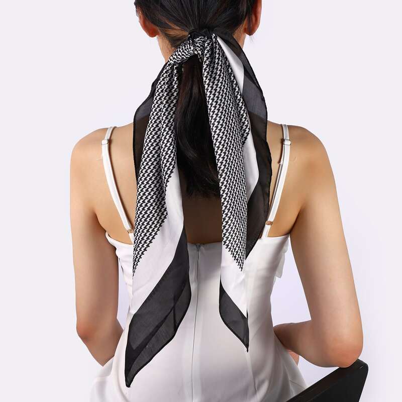 

Houndstooth Hair Band, Black and white