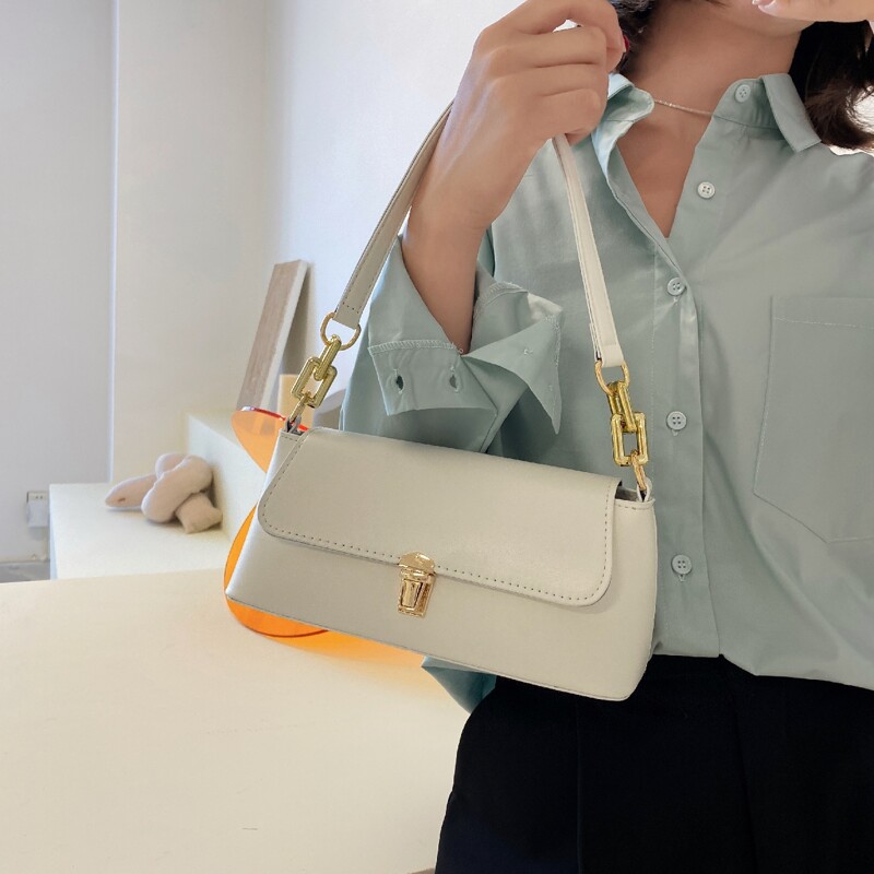 

Push Lock Shoulder Bag, White