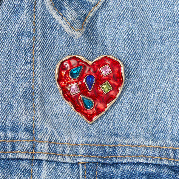 

Rhinestone Decor Heart Brooch, Red