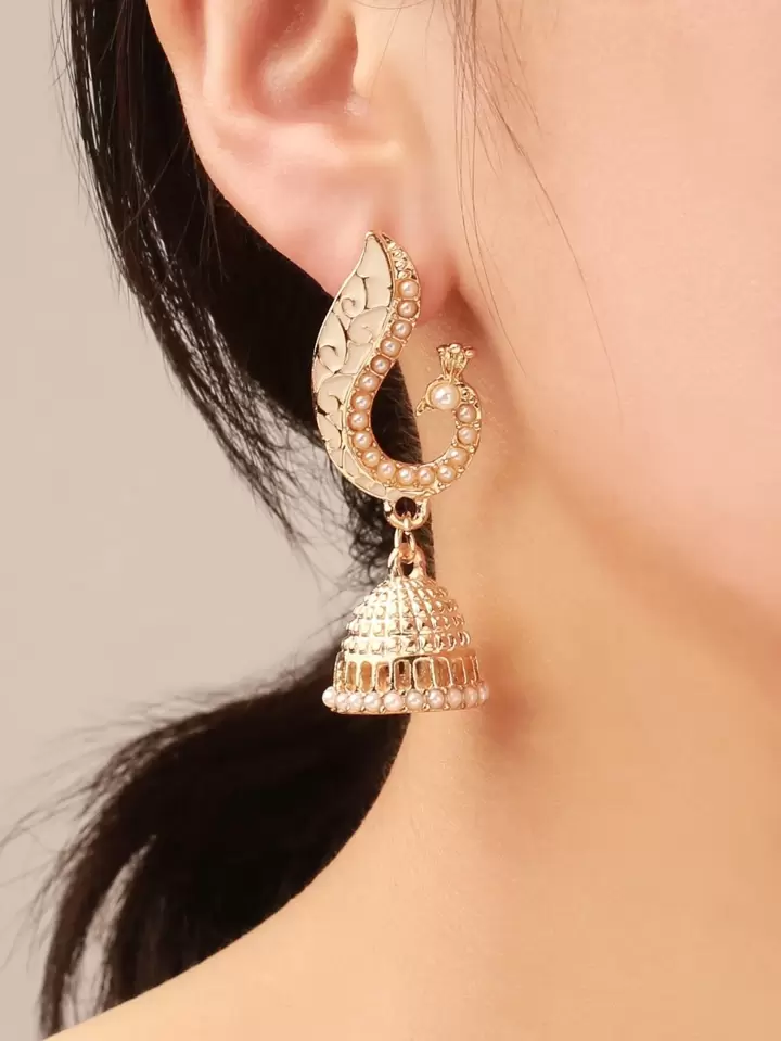 Share 157+ ear cuff jhumka gold earrings best seven.edu.vn