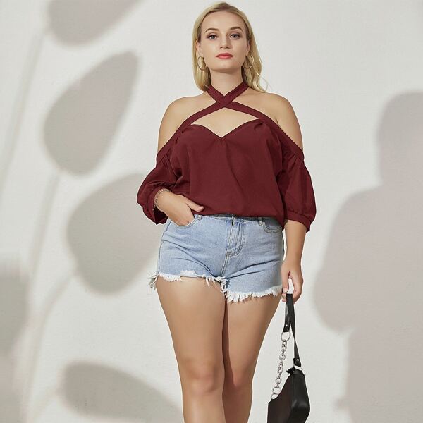 

Plus Solid Cut Out Halter Blouse, Burgundy