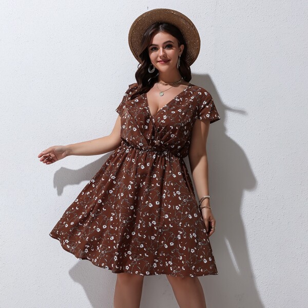 

Plus Ditsy Floral Surplice Neck A-line Dress, Coffee brown
