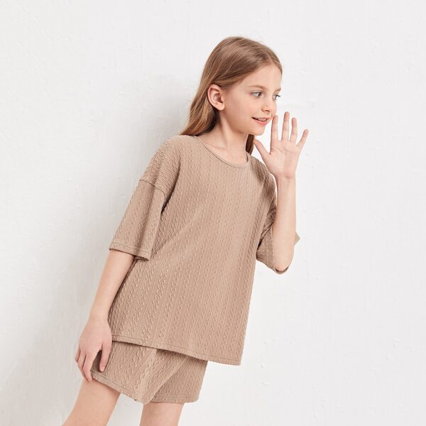 

Girls Drop Shoulder Cable Knit Tee & Shorts Set, Khaki
