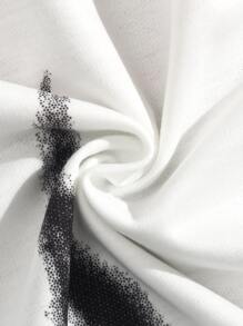 Manfinity Men Fire & Letter Graphic Sweatshirt - Black and White - View 3