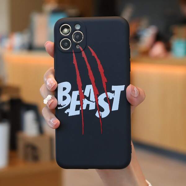 

Letter Graphic Phone Case, Multicolor