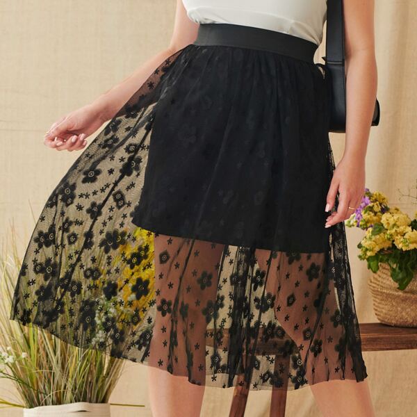 

Plus Floral Mesh Overlay Skirt, Black