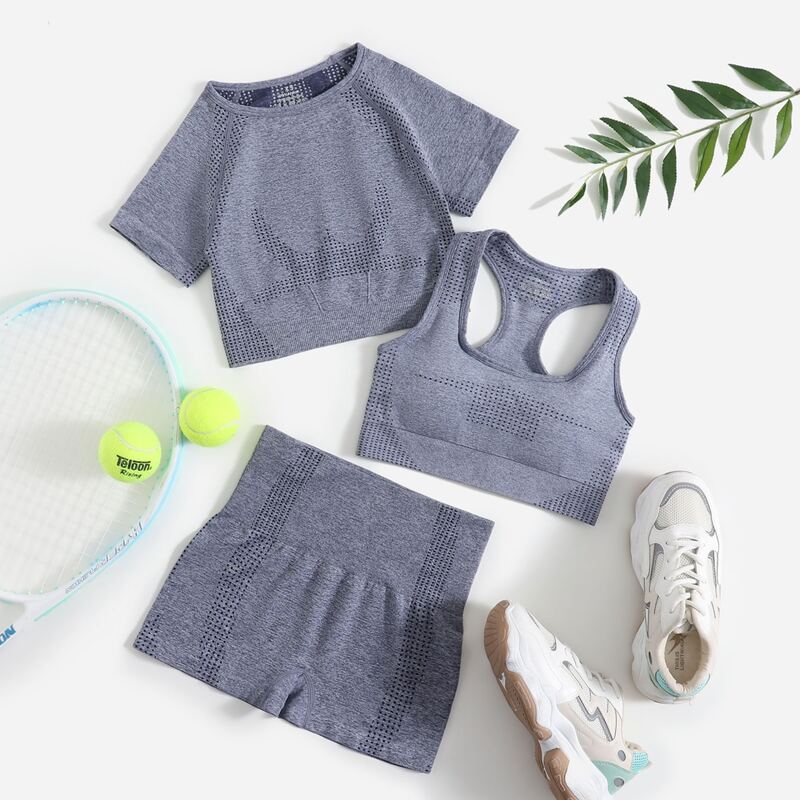 

Racer Back Sports Bra & Tee & Biker Shorts, Light grey
