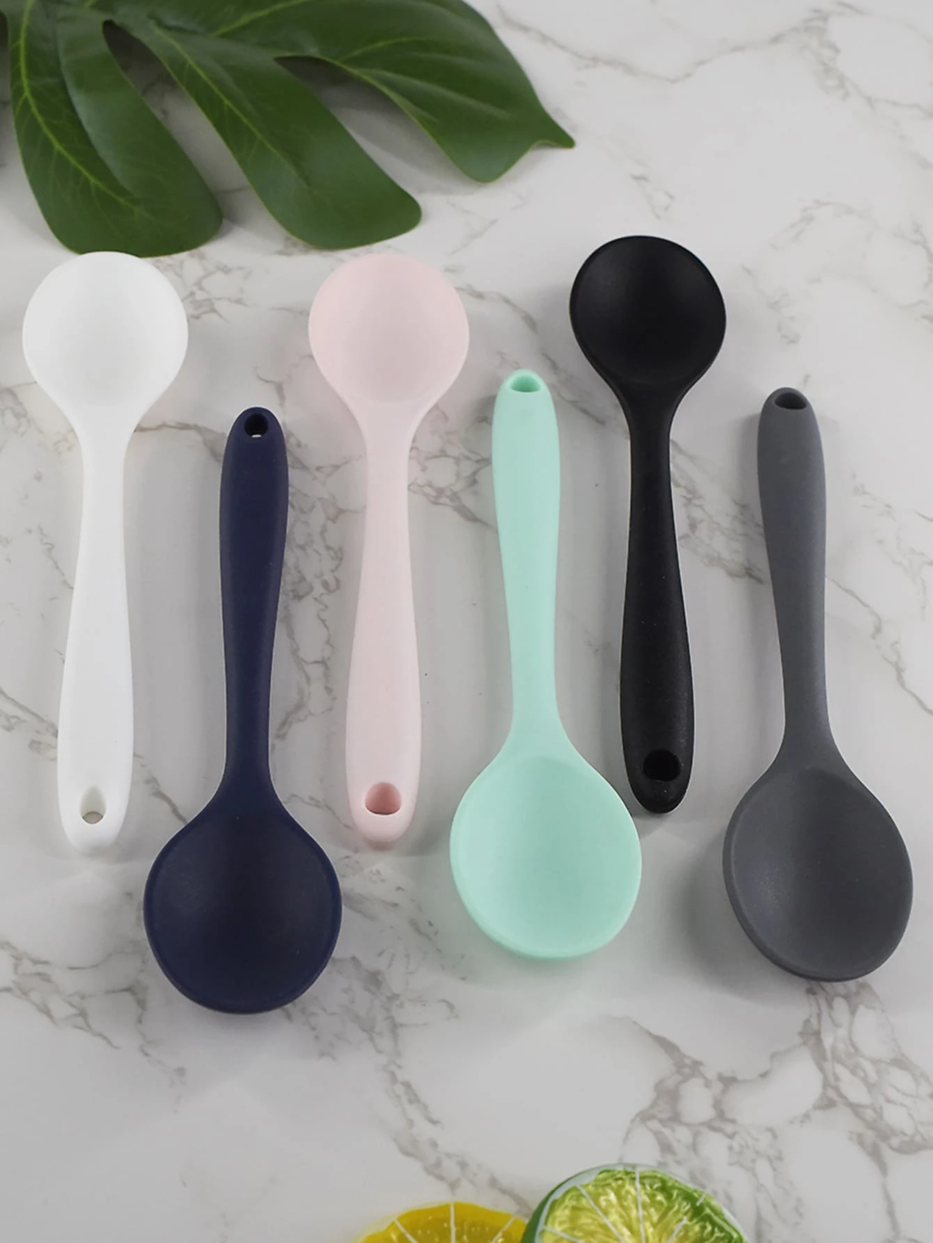 1 pieza Cuchara de color al azar de silicona - Multicolor - Ver 1