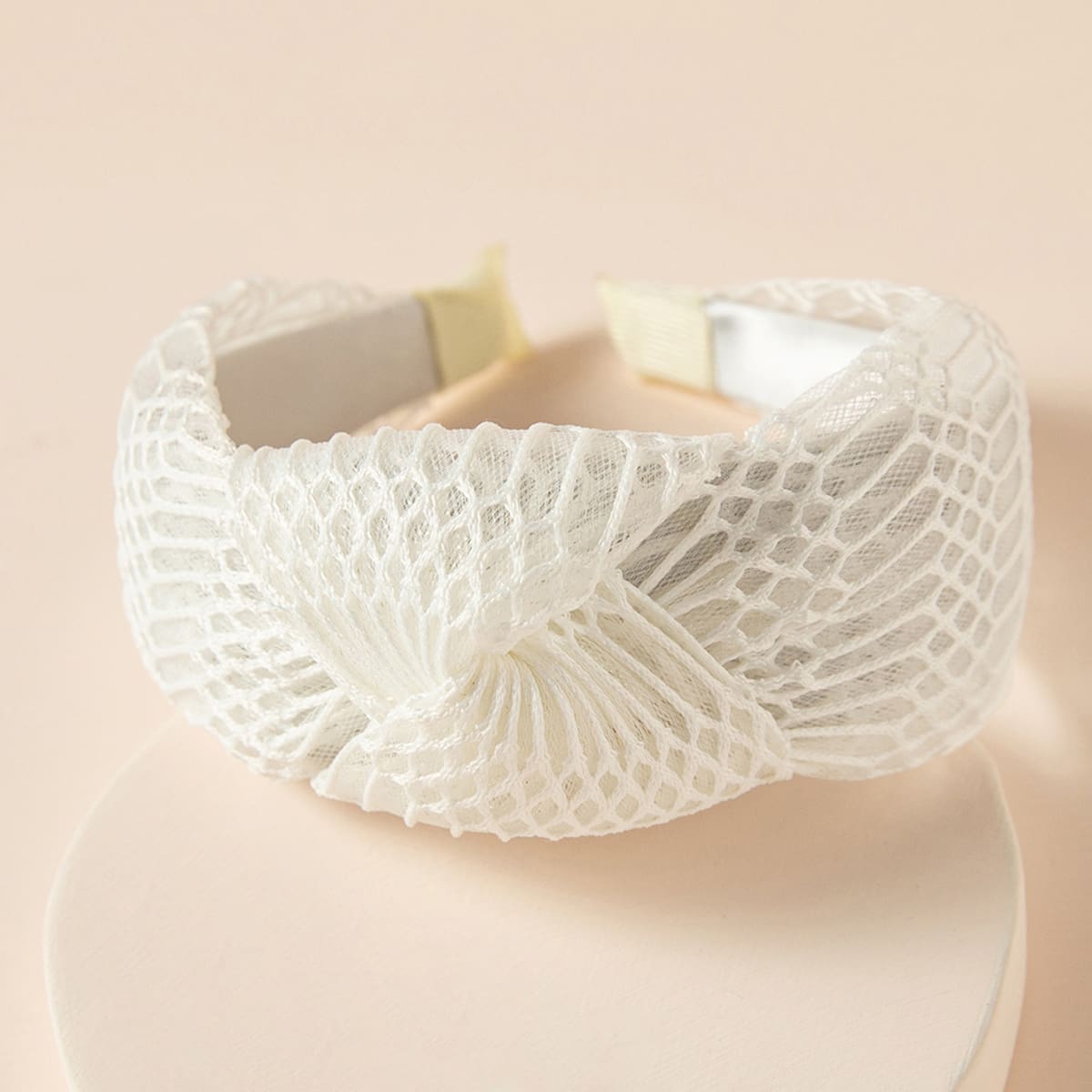 

Knot Design Wide Headband, White