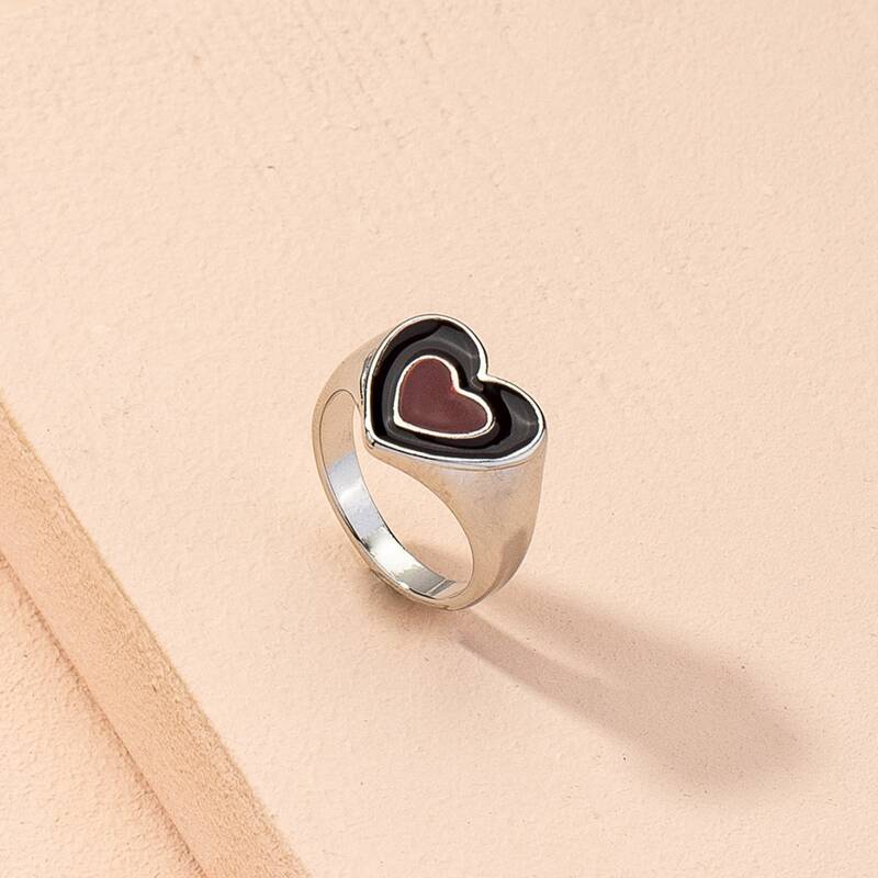 

Heart Decor Ring, Silver