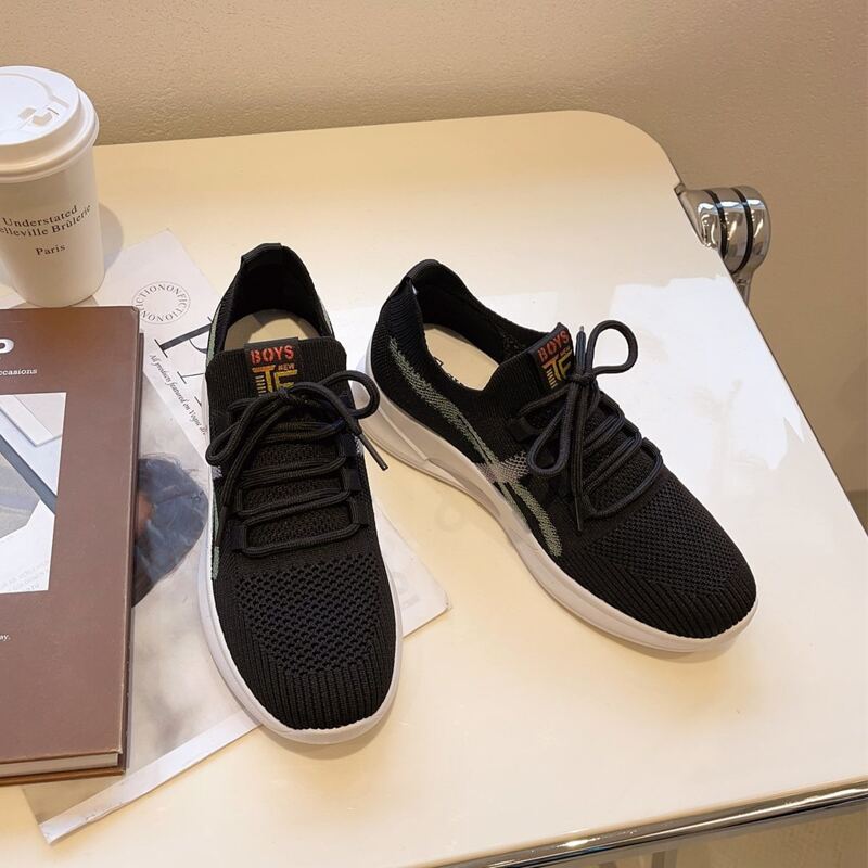 

Lace Up Decor Knit Sneakers, Black