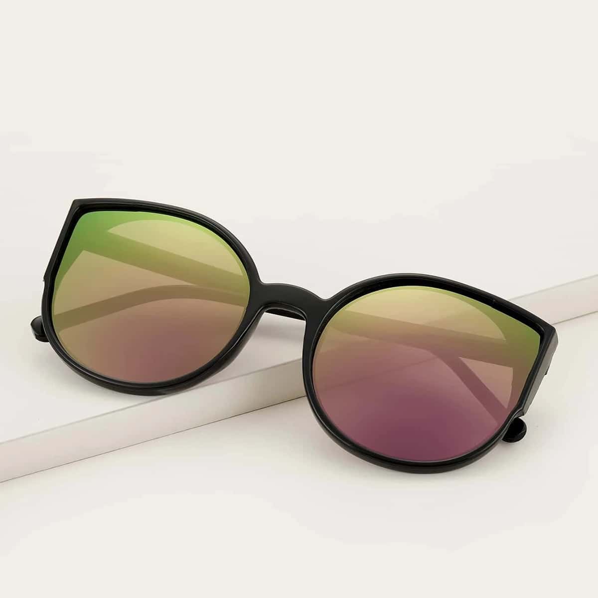 

Cat Eye Tinted Lens Sunglasses