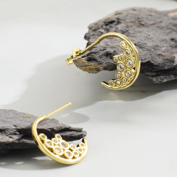 

18K Gold Plated Zircon Decor Earrings