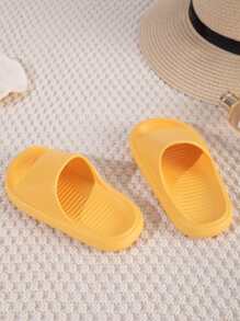 男孩極簡風格拖鞋 - 黃色 - 查看 2