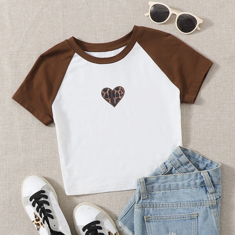 

Heart Print Raglan Sleeve Crop Tee, Beige