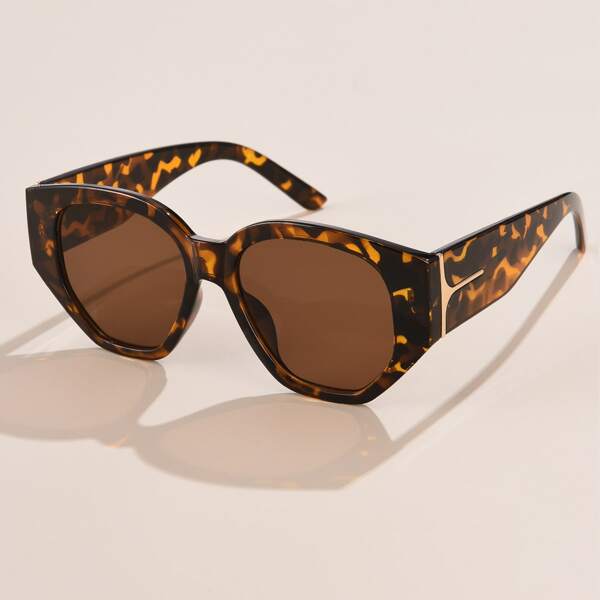 

Tinted Lens Sunglasses