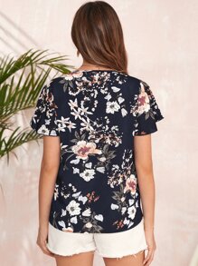 SHEIN 孕婦裝V領蝴蝶袖花卉上衣