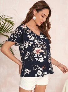 SHEIN 孕婦裝V領蝴蝶袖花卉上衣