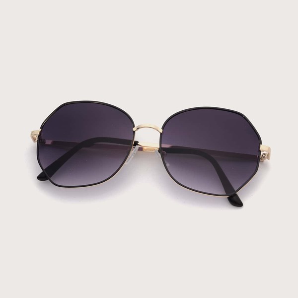 

Metal Frame Sunglasses