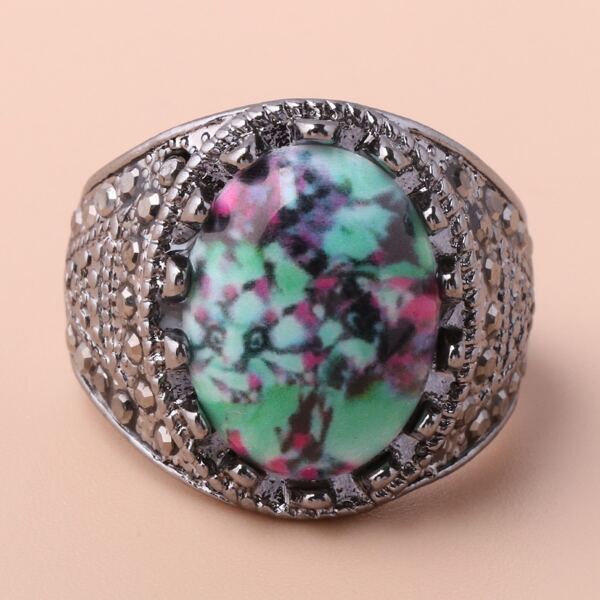 

Oval Decor Ring, Multicolor