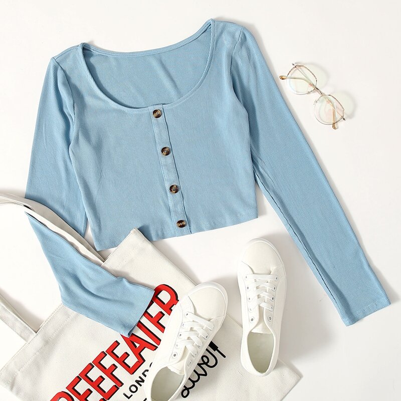 

Solid Button Front Ribbed Crop Tee, Baby blue