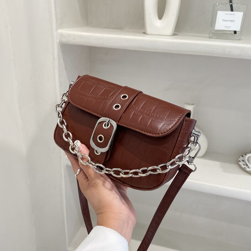 

Eyelet Buckle Decor Croc Embossed Chain Satchel Bag, Brown