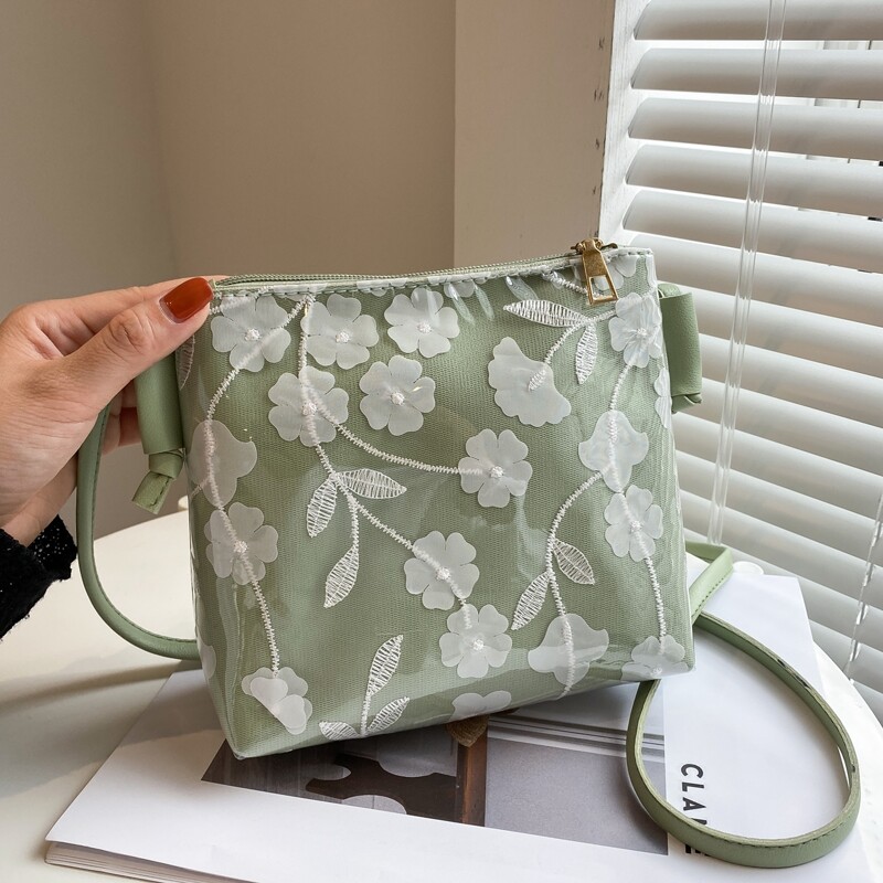 

Flower Appliques Crossbody Bag, Green