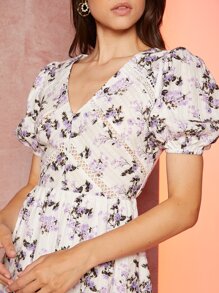 SHEIN Đầm Lộ Lưng Nút Tương phản ren Viên lá sen Buộc lại Hoa Boho - Nhiều màu - Xem 3