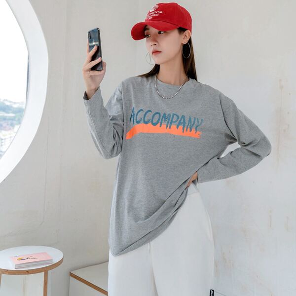 

Letter Graphic Tee, Grey
