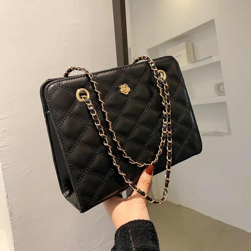 

Quilted Chain Shoulder Bag, Black