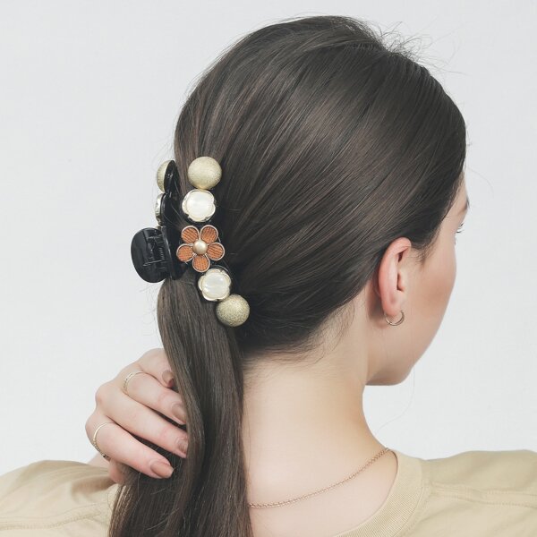 

Flower Decor Hair Claw, Multicolor
