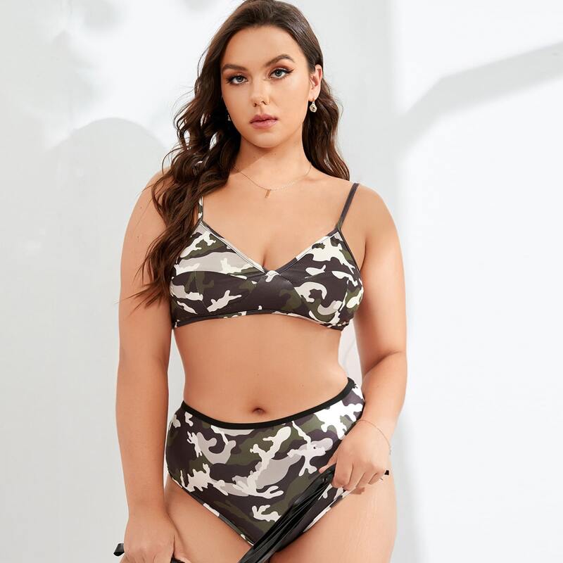 

Plus Camo Print Lingerie Set, Multicolor