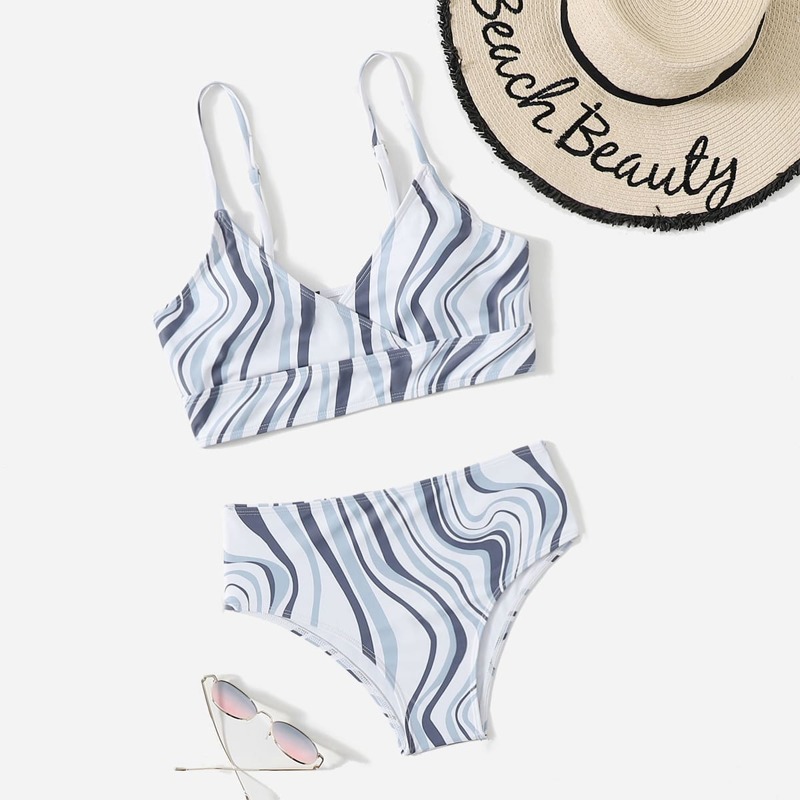 

Graphic Wrap Bikini Swimsuit, Multicolor