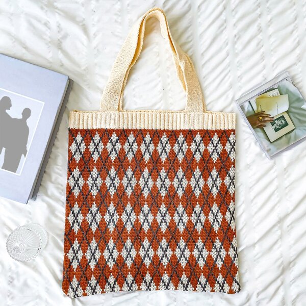 

Quilted Knit Tote Bag, Brown