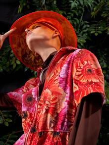 Meg Capaldi-Tallon 滿身花卉前紐扣反摺褲腳連身短褲 - 彩色 - 查看 5