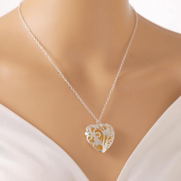 

Zircon Heart Charm Necklace, Silver