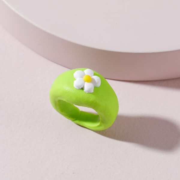 

Flower Detail Ring, Green