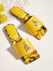 Funky Outdoors Flat Slippers For Women, Key & Lock Decor Floral Embroidered Artificial Leather Open Toe Slide Sandals